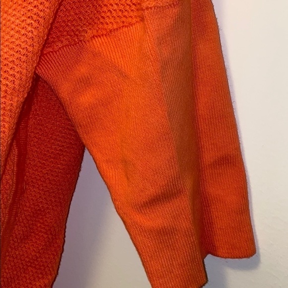 Banana republic orange women scoop neck  sweater - Picture 5 of 10